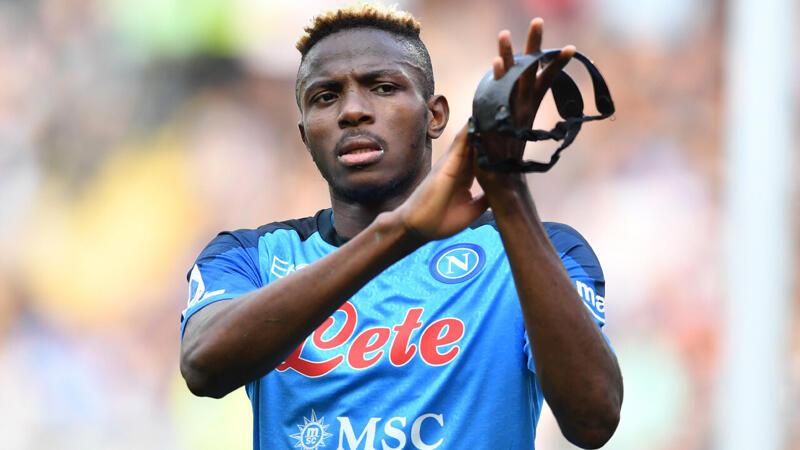 Topscorer Osimhen fällt für Spitzenspiel gegen Milan aus