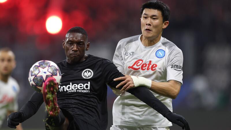 Englische Topklubs wollen "besten Innenverteidiger der Welt"
