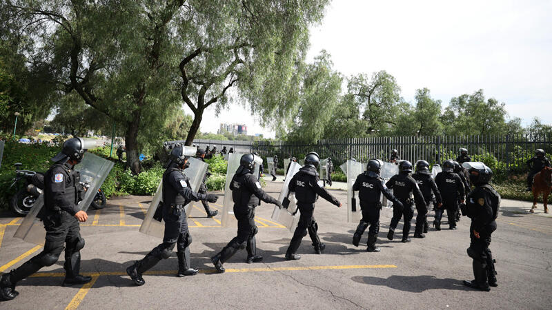 Chaos in Neapel! Lage vor CL-Duell eskaliert