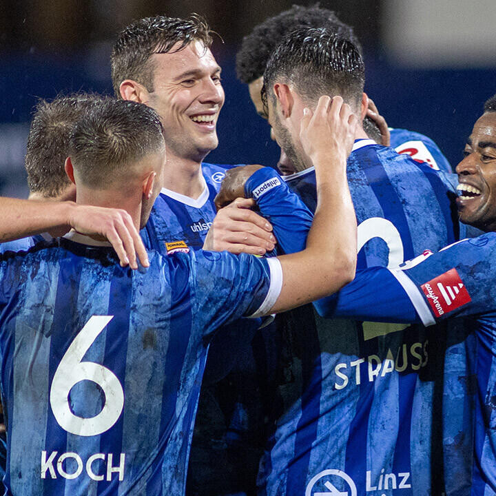 Blau-Weiß Linz rauscht über Vorwärts Steyr hinweg