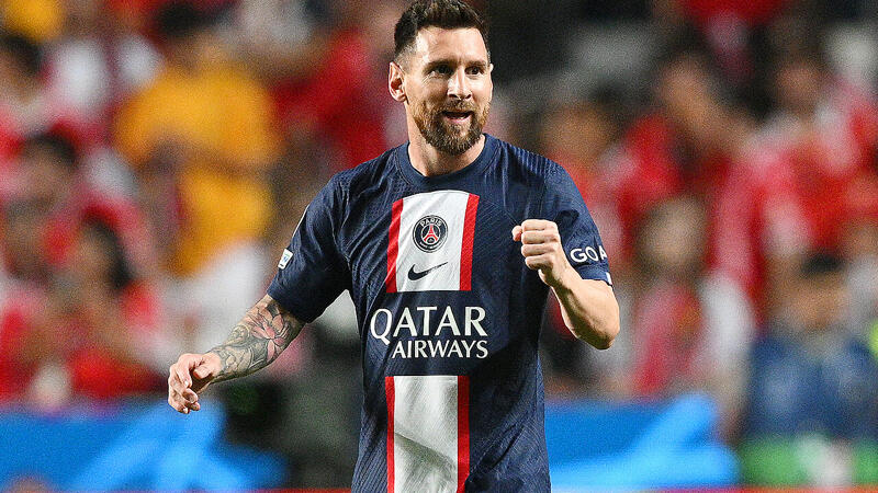 <a href='/de/daten/news/fussball/lionel-messi/' class='tag'>Lionel Messi</a> wird mit Spalier und Applaus bei PSG empfangen