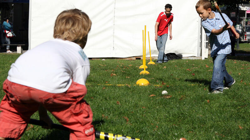 Hervis und motion4kids bewegen Österreichs Zukunft