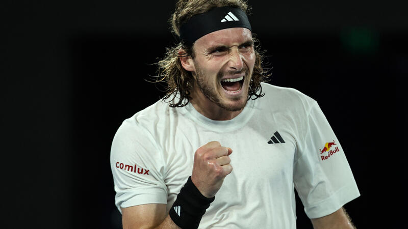 Tsitsipas gewinnt Fünf-Satz-Krimi gegen Sinner