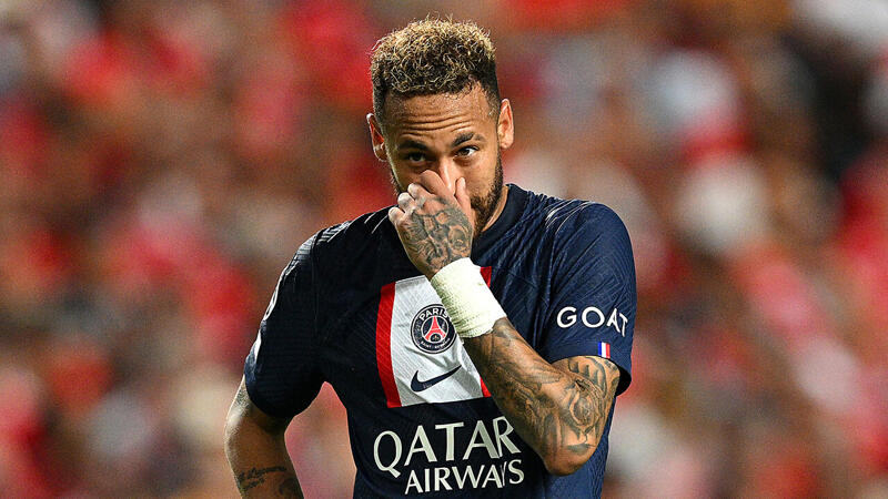 Superstar <a href='/de/daten/news/fussball/neymar/' class='tag'>Neymar</a> angeblich mit Corona infiziert