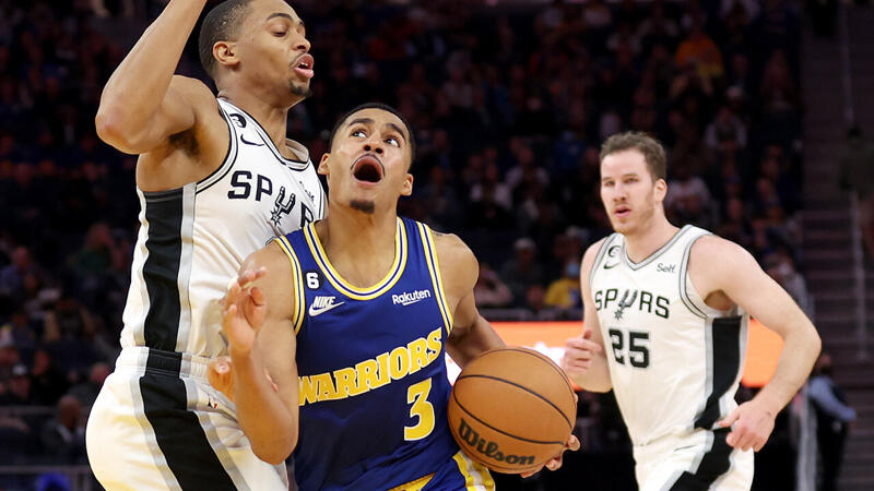 Horror-Abend für <a href='/de/daten/news/basketball/jakob-poeltl/' class='tag'>Jakob Pöltl</a> und seine Spurs