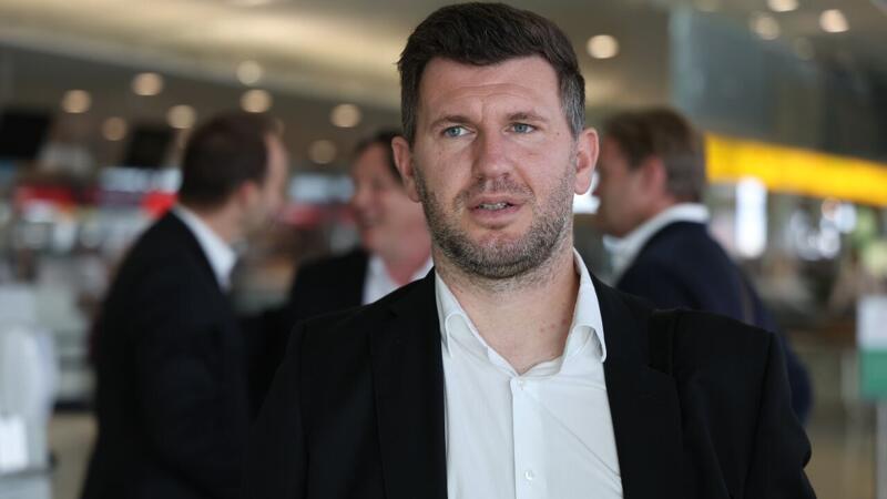 Spekulations-Ende! Sturm verlängert mit <a href='/de/daten/news/andreas-schicker/' class='tag'>Andreas Schicker</a>