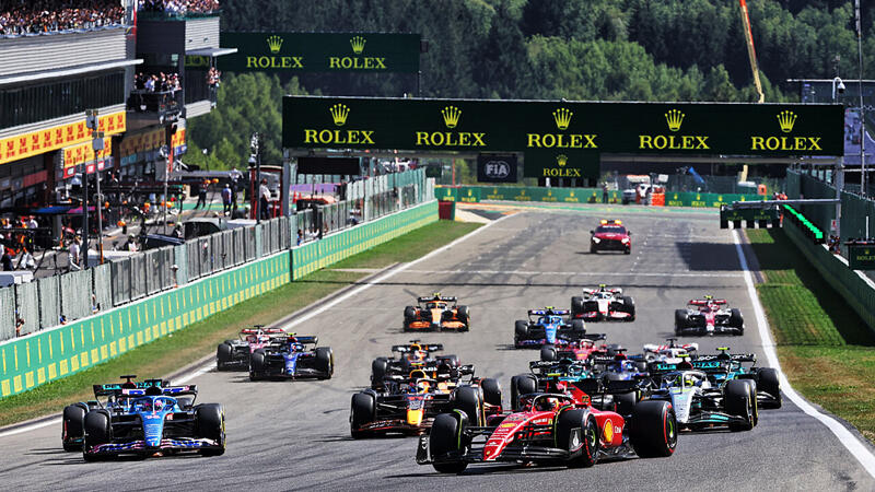 <a href='/de/daten/news/formel-1/formel-1/' class='tag'>Formel 1</a> plant offenbar eigene Frauen-Rennserie