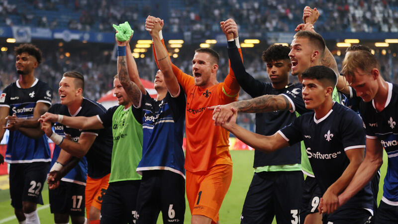 Sieg im Top-Spiel - Darmstadt stürmt an Spitze 