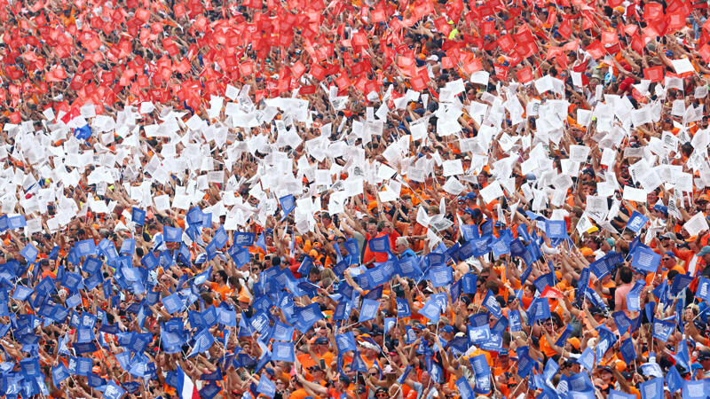 Verstappen-Fans geraten in Zoff mit Polizei