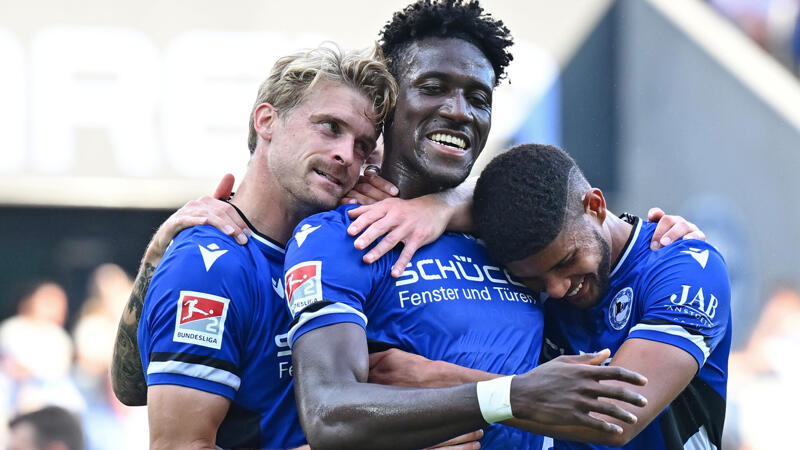  Bielefeld siegt bei Fraisl-Debüt