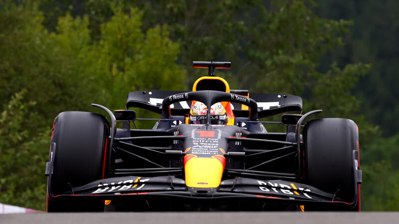 Verstappen im zweiten Spa-Training klar voran