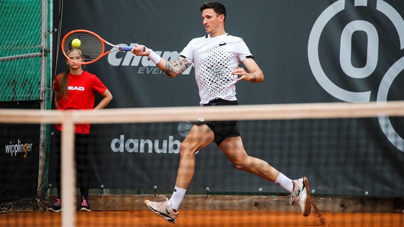 Dennis Novak steht in Meerbusch im Halbfinale