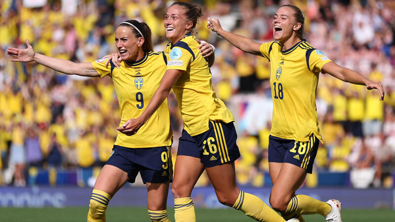 Schweden nach Gala-Vorstellung Gruppensieger