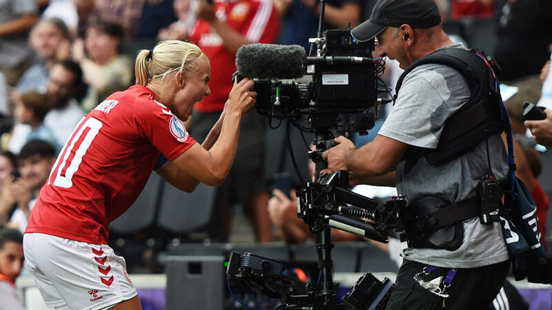 Däninnen halten Viertelfinal-Chance am Leben