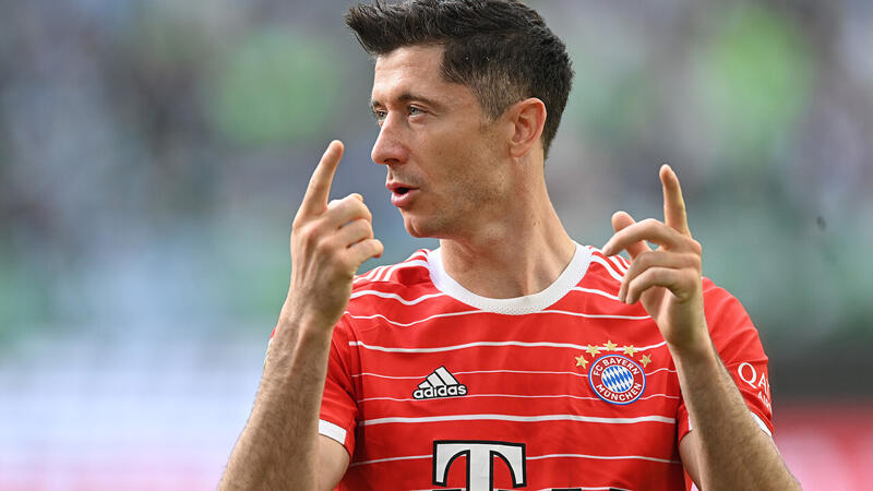 <a href='/de/daten/news/fussball/fc-barcelona/' class='tag'>FC Barcelona</a> erhöht Lewandowski-Angebot erneut