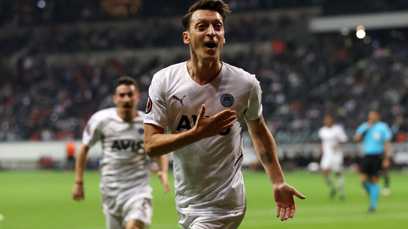 Mesut Özil vor Abschied von Fenerbahce