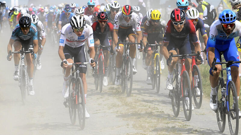 <a href='/de/daten/news/radsport/tour-de-france/' class='tag'>Tour de France</a>: Vorjahresvierter steigt aus