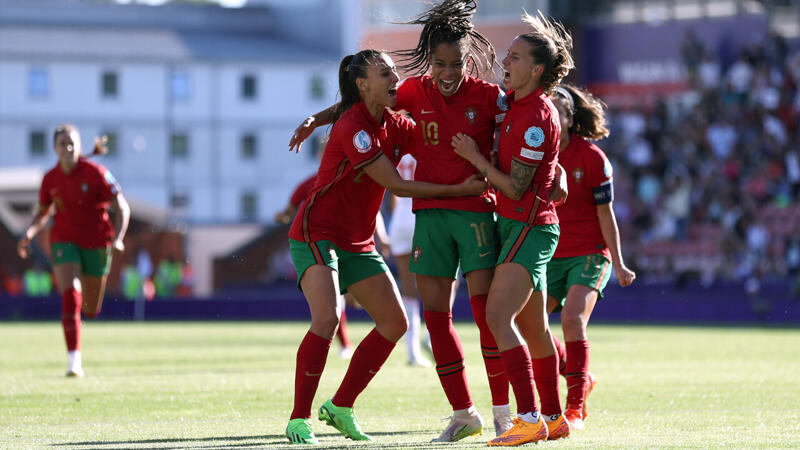 <a href='/de/daten/news/portugal/' class='tag'>Portugal</a> holt Remis nach Rückstand