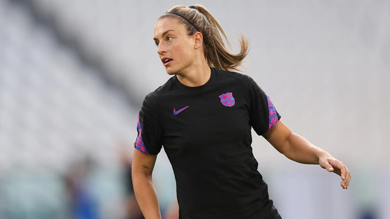 Weltfußballerin Putellas fällt für EM aus