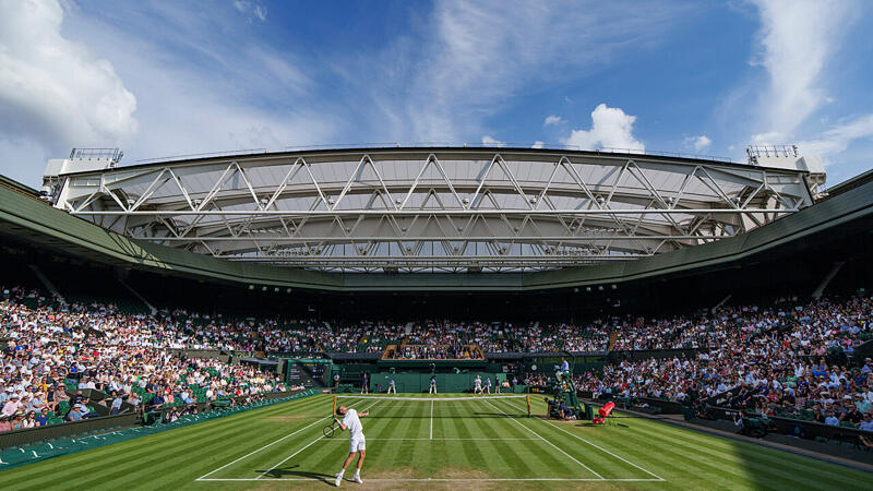 <a href='/de/daten/news/tennis/wimbledon/' class='tag'>Wimbledon</a> bricht mit Rasen-Tradition
