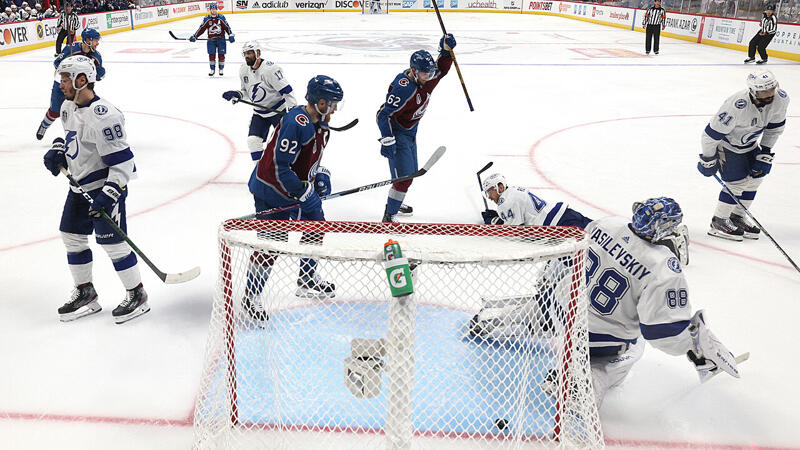 7:0! Avalanche fegen Titelverteidiger vom Eis