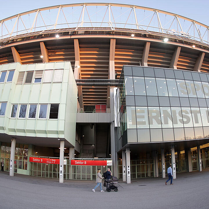 Kommentar: Ein Loch als ÖFB-"Glücksfall"?