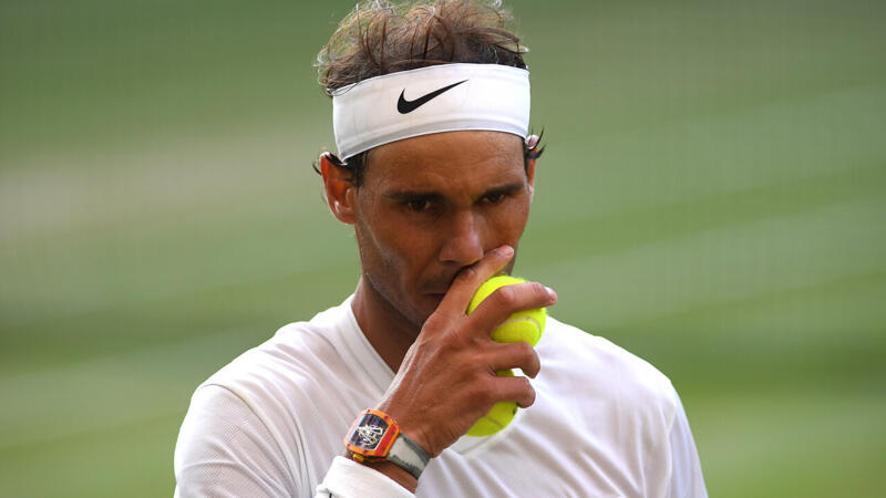 <a href='/de/daten/news/tennis/rafael-nadal/' class='tag'>Rafael Nadal</a> kämpft um <a href='/de/daten/news/tennis/wimbledon/' class='tag'>Wimbledon</a>-Teilnahme