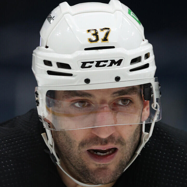 Boston-Legende stellt neuen "Selke"-Rekord auf