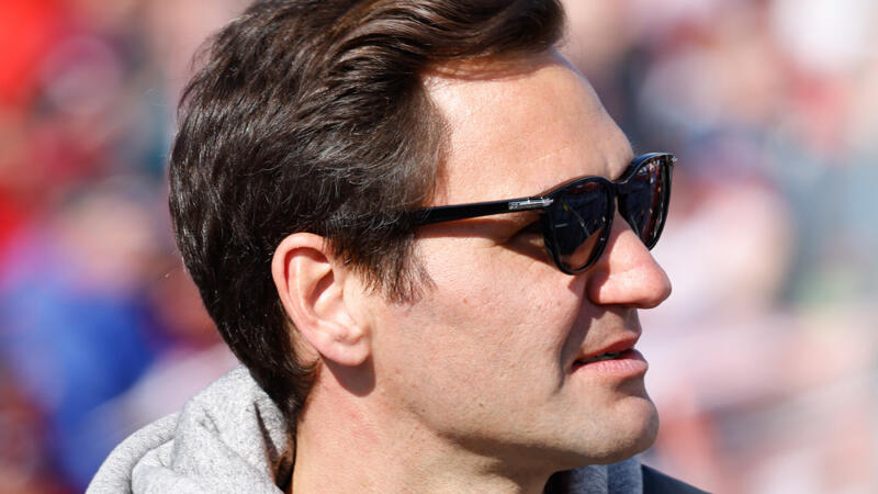 Federer fliegt nach <a href='/de/daten/news/tennis/wimbledon/' class='tag'>Wimbledon</a> aus <a href='/de/daten/news/tennis/atp/' class='tag'>ATP</a>-Ranking