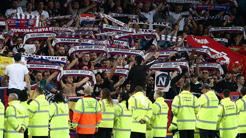 Ultras randalierten auf Autobahn bei Zagreb 