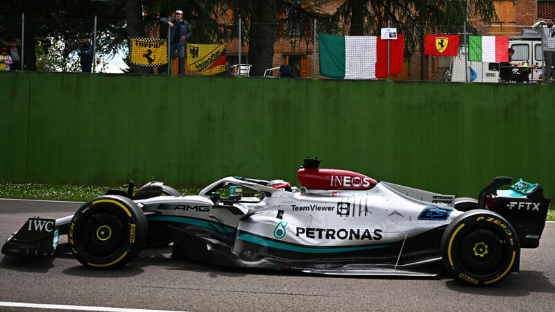 Russell schlägt im zweiten Training zurück