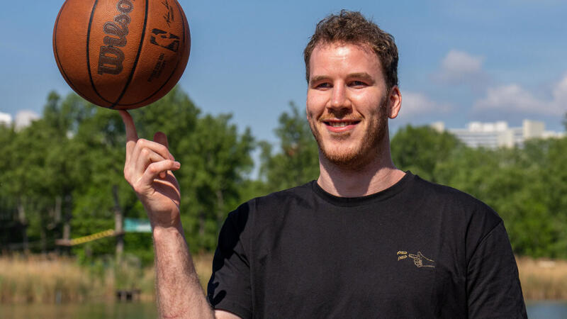 <a href='/de/daten/news/basketball/jakob-poeltl/' class='tag'>Jakob Pöltl</a>: "Will nicht von Plakaten lachen"