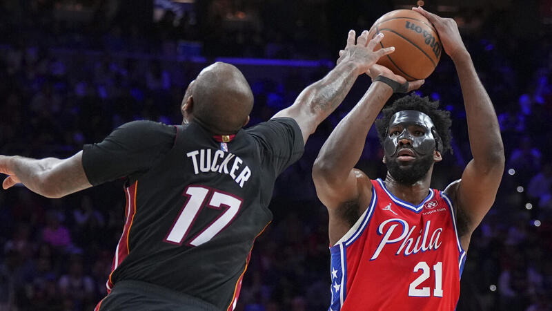 <a href='/de/daten/news/basketball/nba/' class='tag'>NBA</a>-Playoffs: Harden führt Sixers zum Ausgleich
