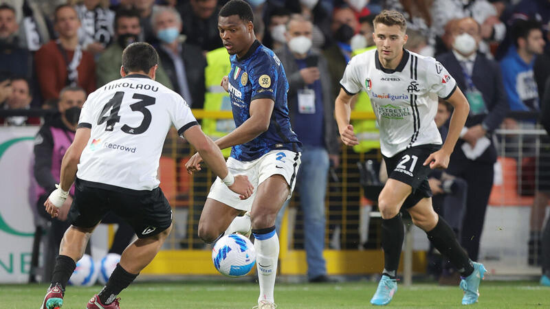 <a href='/de/daten/news/fussball/inter-mailand/' class='tag'>Inter Mailand</a> zwingt Spezia in die Knie