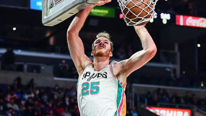 <a href='/de/daten/news/basketball/jakob-poeltl/' class='tag'>Jakob Pöltl</a>: "Das Interesse ist ein gutes Zeichen"