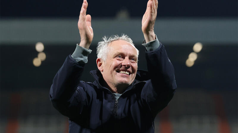 Langzeitcoach bleibt beim <a href='/de/daten/news/fussball/sc-freiburg/' class='tag'>SC Freiburg</a>