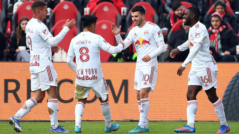 <a href='/de/daten/news/gerhard-struber/' class='tag'>Gerhard Struber</a> bleibt mit Red Bulls makellos