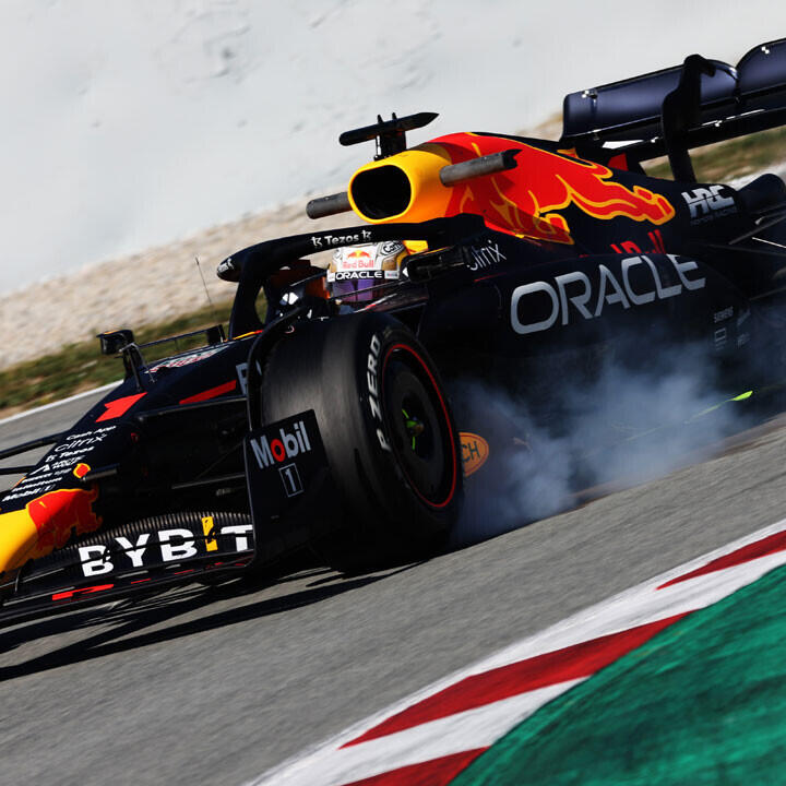 Die ersten Bilder: Die Formel 1 fährt wieder