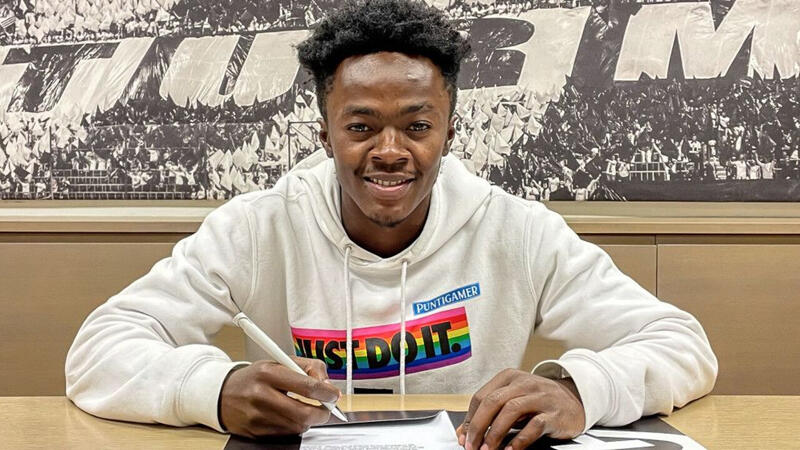 Sturm fixiert Fuseini-Transfer