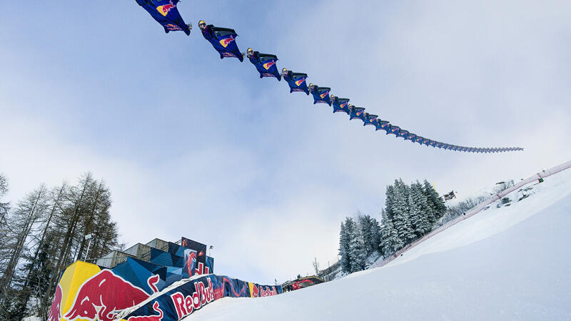 Spektakulär! Sturzflug über die Streif