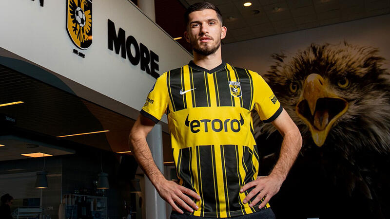 Fix! <a href='/de/daten/news/adrian-grbic/' class='tag'>Adrian Grbic</a> wechselt zu Rapid-Gegner Vitesse