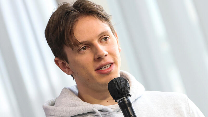 Steht <a href='/de/daten/news/eishockey/marco-rossi/' class='tag'>Marco Rossi</a> vor seinem <a href='/de/daten/news/eishockey/nhl/' class='tag'>NHL</a>-Debüt?