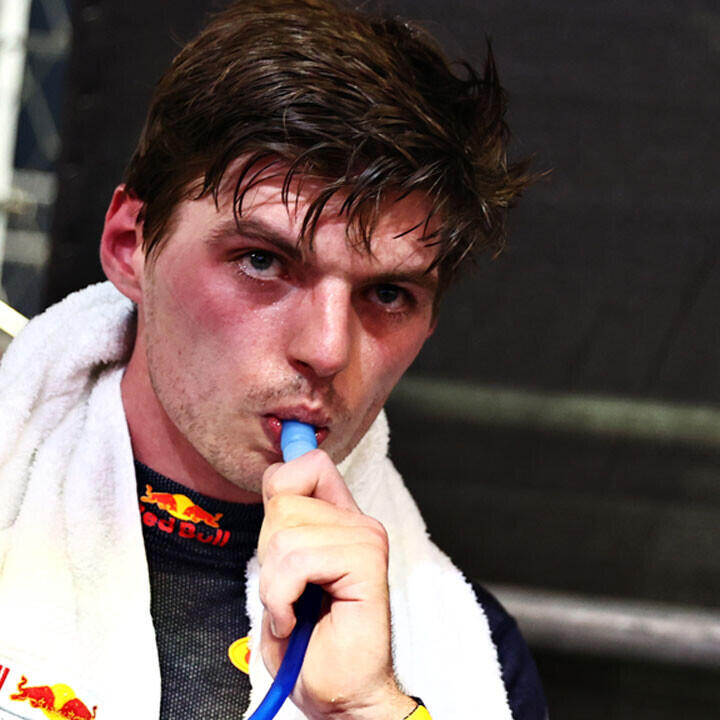 Nach Crash mit Hamilton: Verstappen bestraft!