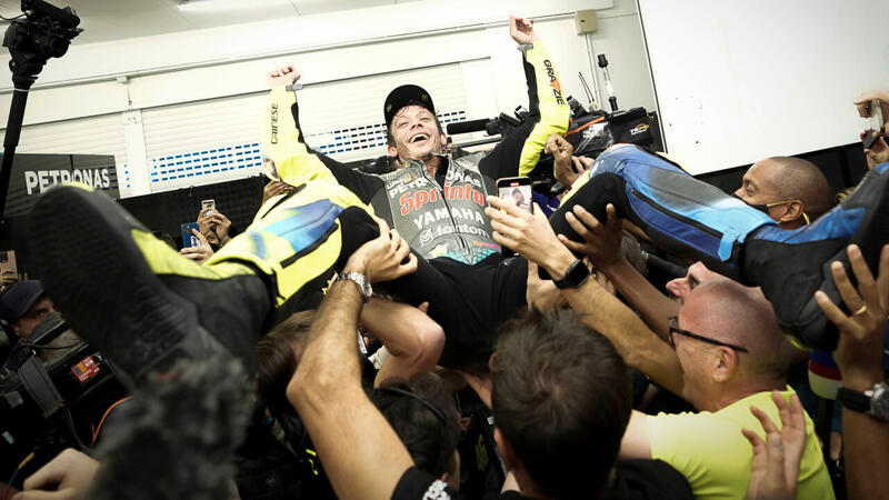 Die schönsten Bilder von Valentino Rossis Abschied in Valencia