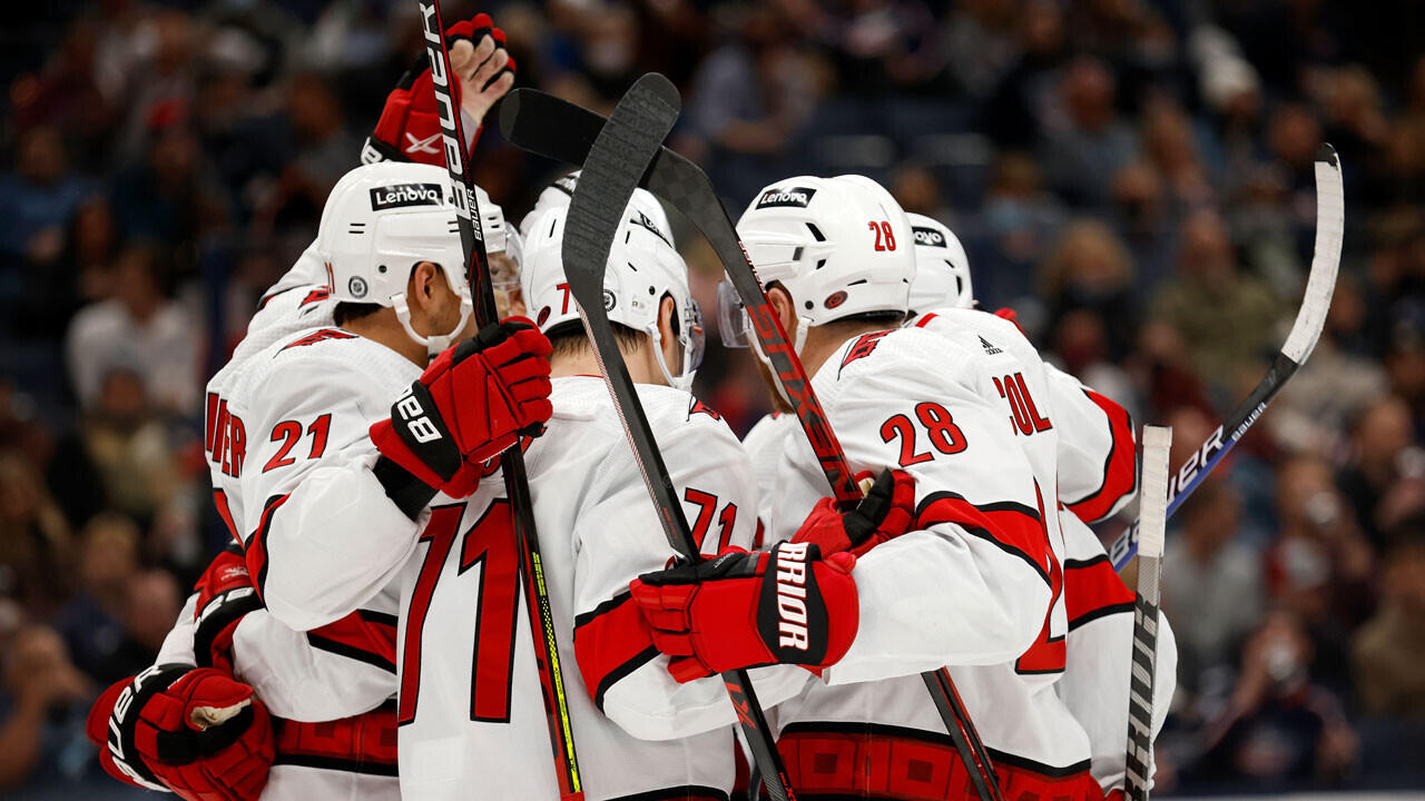 Carolina zieht als erstes Team ins NHL-Conference-Finale ein