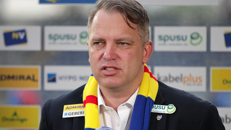 Blumauer-Aus bei <a href='/de/daten/news/fussball/skn-st--poelten/' class='tag'>SKN St. Pölten</a>?