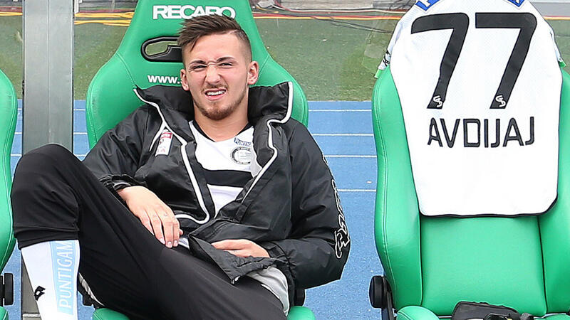 <a href='/de/daten/news/fussball/tsv-hartberg/' class='tag'>TSV Hartberg</a> verpflichtet <a href='/de/daten/news/donis-avdijaj/' class='tag'>Donis Avdijaj</a>