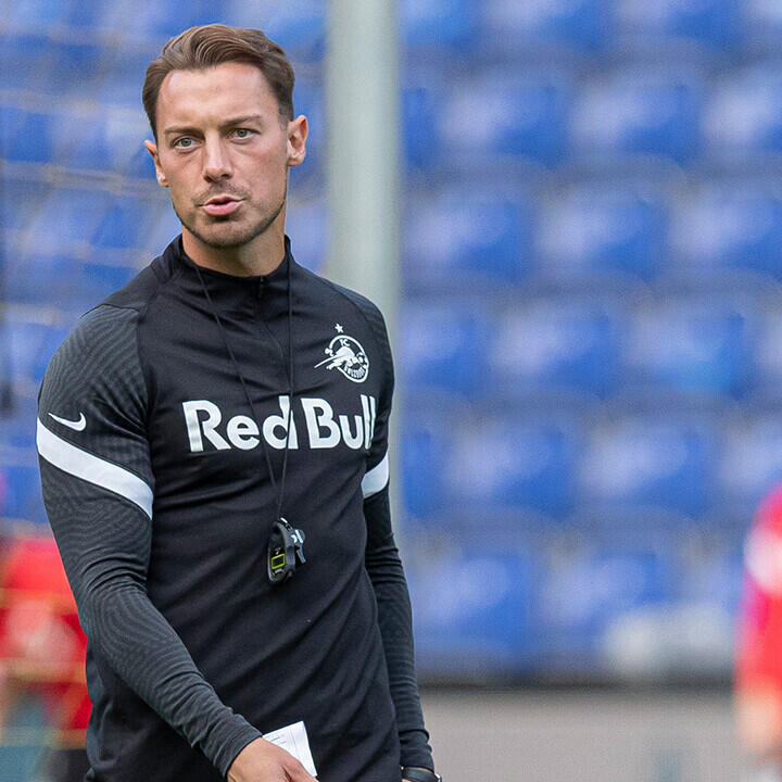 Salzburg mit Hass-Plakaten empfangen