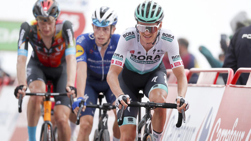 Vuelta: Großschartner in Top 10 - neuer Leader