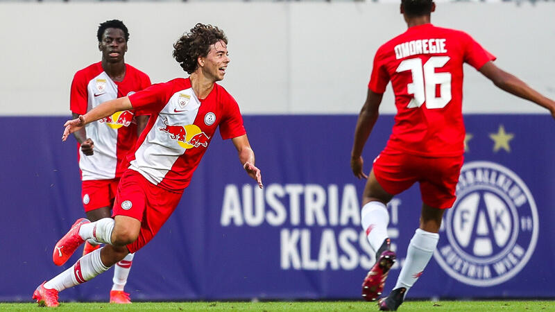 Liefering jubelt gegen Violets
